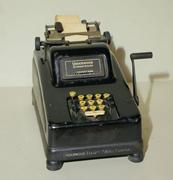 Кассовая машина "Underwood Sundstrand"