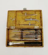 Дорожный набор хирургических инструментов