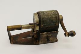 Точилка для карандашей "Dandy"