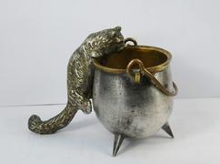 Статуэтка "Любопытный кот"