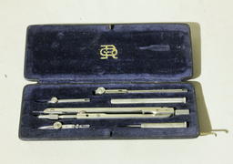 Готовальня "E.O. Rihter & Co. Pracision"