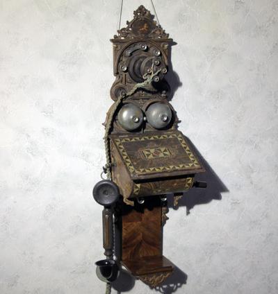Аппарат телефонный настенный. "ELEKTRISK BUREAU". 1885 год. Редкость.