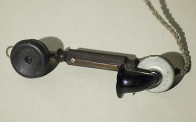 Аппарат телефонный настенный. "ELEKTRISK BUREAU". 1885 год. Редкость.