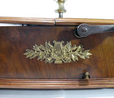 Музыкальная подставка для новогодней елки "Gloriosa". Западная Европа. Конец XIX - начало ХХ века.