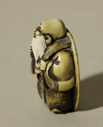 Нэцкэ "Фукурокудзю". Япония. Конец XIX - начало XX вв..