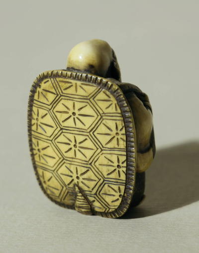 Нэцкэ "Фукурокудзю". Япония. Конец XIX - начало XX вв..