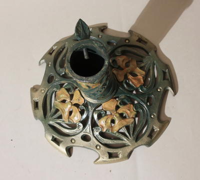 Подставка для рождественской елки. Специальное приспособление для установки новогодней елки.