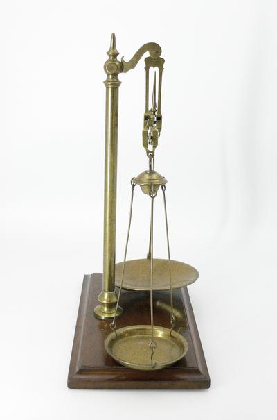 Весы &quot;W&amp;T Avery&quot;. Англия, вторая половина XIX в.