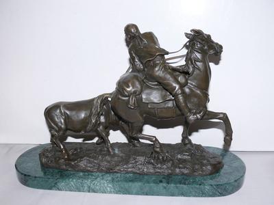 Скульптура "Охота". Франция. Подпись "G.I. GRATCHEFF". ХХ век.