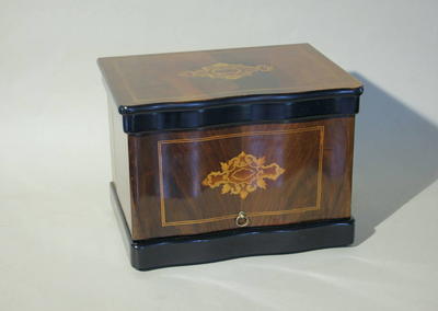 Бар кабинетный. Западная Европа. Конец XIX - начало XX вв..