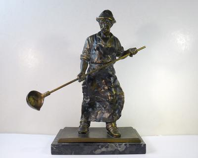 Скульптура "Металлург". Западная Европа. Начало ХХ века.