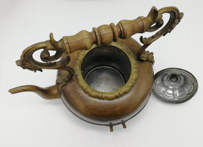 Чайник с подогревом. Западная Европа, конец XIX века