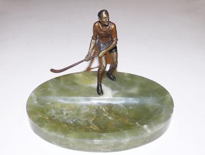 Визитница "Хоккей на траве". "Венская бронза". Начало ХХ века.