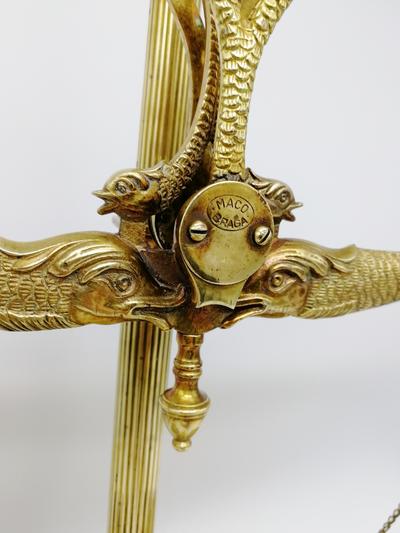 Коромысловые весы. Равноплечие коромысловые весы с подвесными чашками. Середина XIX века