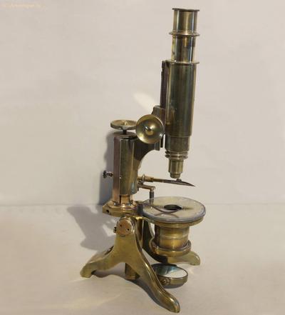 Микроскоп в футляре. Германия. Конец XIX - начало XX века.