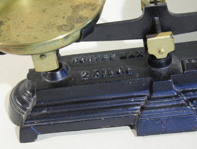 Весы чашечные. Западная Европа. Конец XIX - начало XX века.