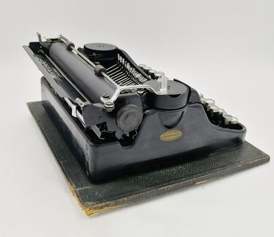 Печатная машинка &quot;Mersedes Prima&quot;. Германия, первая половина ХХ века