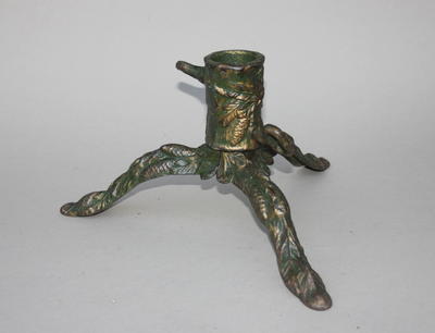 Подставка для новогодней елки. Специальное приспособление для установки новогодней елки.