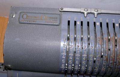 Машинка счетная "Original Odhner". Номер 127-684259. Швеция. Середина ХХ века.