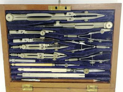 Готовальня. Англия, вторая половина XIX века