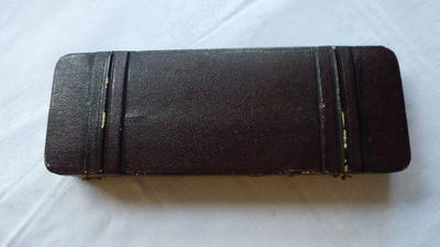 Набор "Эгоист". Серебро 12 лот. Западная Европа. Конец XIX - начало XX века.