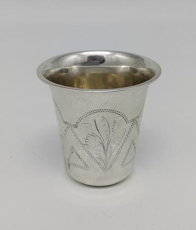 Стопка. Серебро 84 проба. Вес 30 гр. Клеймо "ИЕЗ"