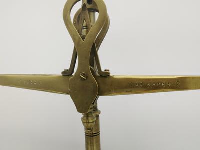 Коромысловые весы. Голландия, 1844 год