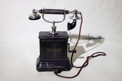 Аппарат телефонный. Дания. "JYDSK TELEFON AKTIESELSKAB". Начало XX века.