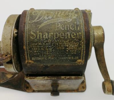 Точилка для карандашей "Dandy". Америка первая половина ХХ века.