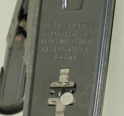 Степлер "DELTA HEFTER 3 D.R.". Германия. 1940-е годы.