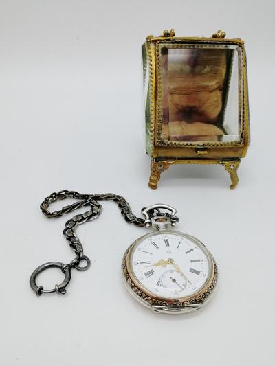 Часы карманные с цепочкой и подчасником. Часы с цепочкой карманные двухкрышечные в серебряном корпусе. Швейцария начало 20 века. Подчасник кон.19 - нач. 20 века