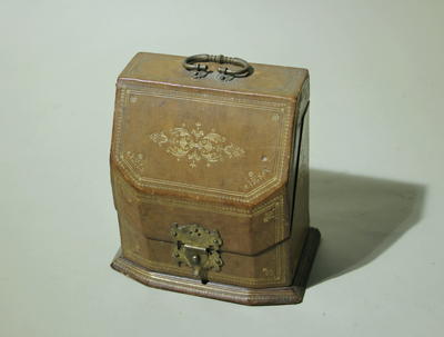 Настольная сигаретница. Предмет в отличной сохранности.