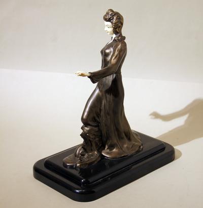 Скульптура "Дама". Западная Европа. Начало ХХ века.