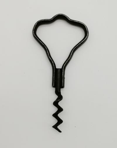 Складной штопор с отверстиями для пальцев. Западная Европа, начало 20 века