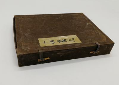 Коллекционный брусок китайской туши «Восемь бессмертных собирающих Ци». Китай. Начало XX века.