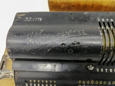 Арифмометр "Hannovera A/AK". Германия, 1923 год. В в хорошем рабочем состоянии.