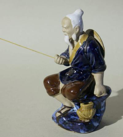 Статуэтка "Рыбак". Китай ,70-80 е г. ХХ века.