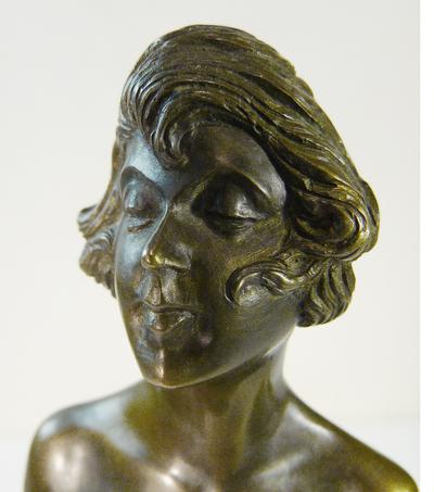 Статуэтка "Девушка с тростью". "Венская бронза". Клеймо.