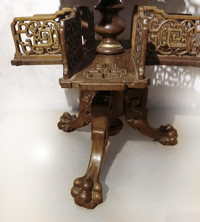 Вращающийся журнальный стол периода Наполеона III. Западная Европа, вторая половина XIX века