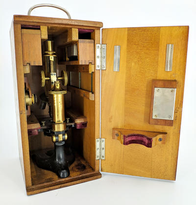 Микроскоп "Leitz Wetzlar". Германия. XIX век.