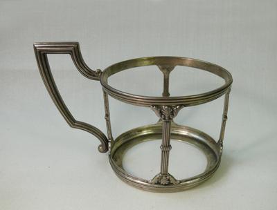 Подстаканник. Серебро 84*. Клеймо "БР. Грачевы" под двуглавым орлом. Конец XIX - начало ХХ века.